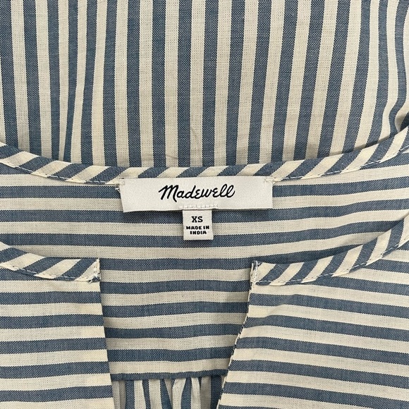 Madewell Courtyard Flutter Sleeve Top Size XS Blue and Ivory Stripes 100% Cotton - Picture 5 of 6